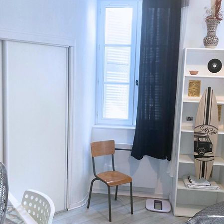Le Petit Nid Douillet De Jeje Apartment Bayonne Bagian luar foto