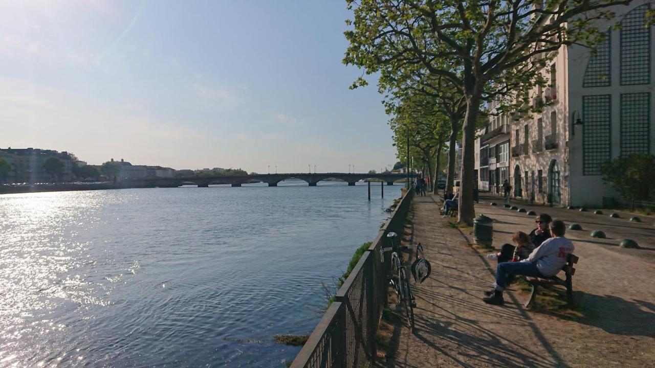 Le Petit Nid Douillet De Jeje Apartment Bayonne Bagian luar foto