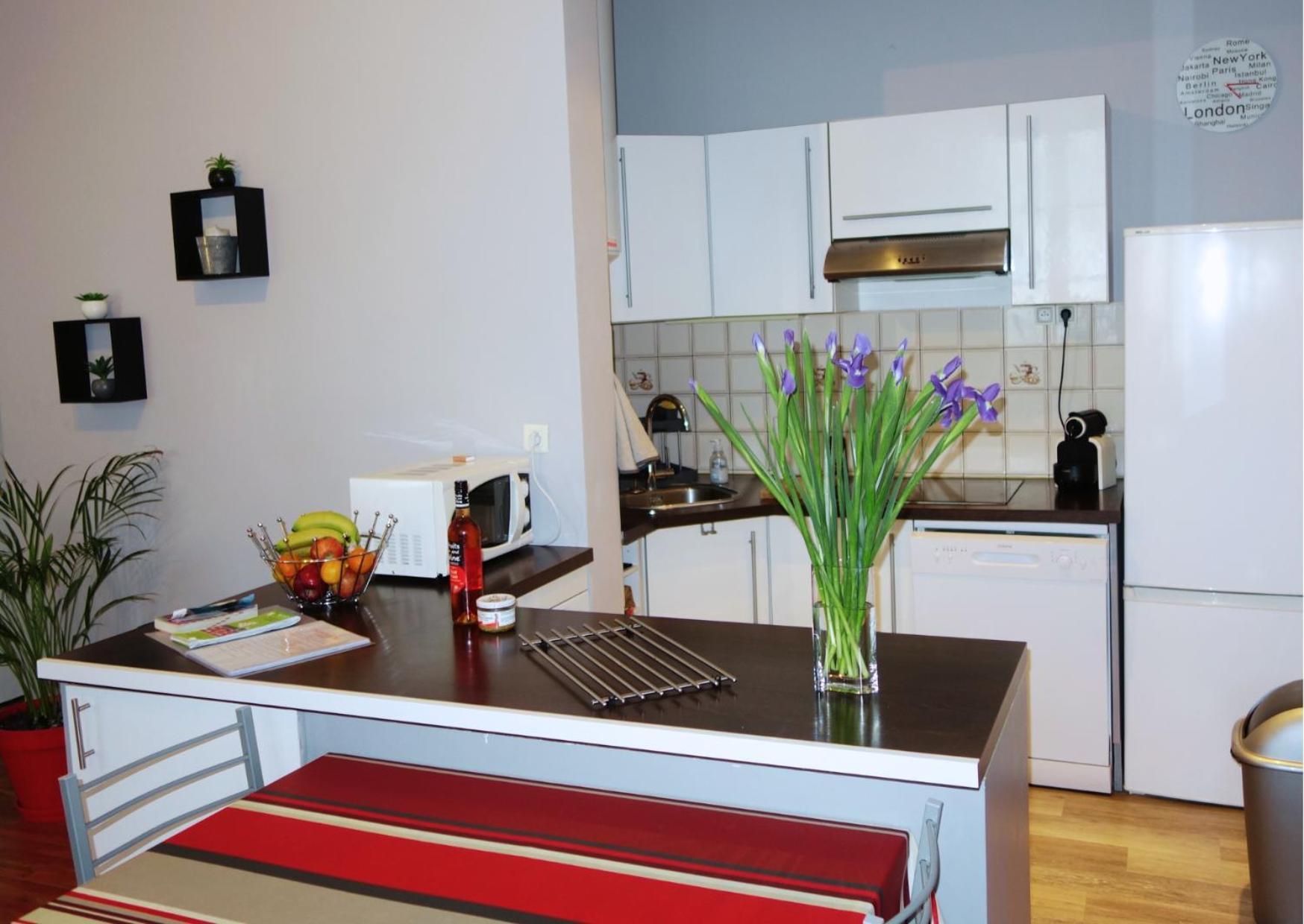 Le Petit Nid Douillet De Jeje Apartment Bayonne Bagian luar foto